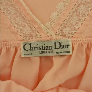 VINTAGE DIOR LACE SLIP/NIGHTGOWN

LIKE NEW CONDITION-RARE PIECE
